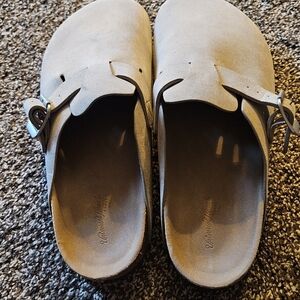 Universal Thread Gray Mules